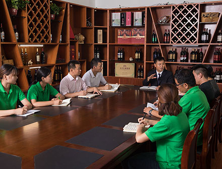 桃色无码视频网酒业