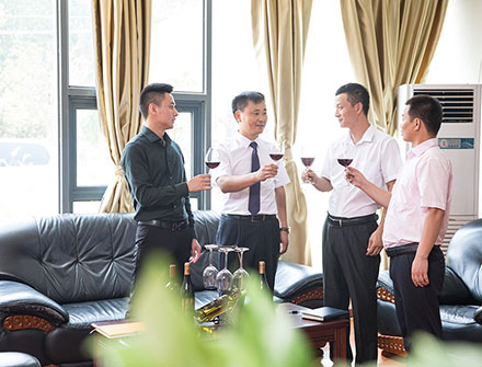 桃色无码视频网酒业